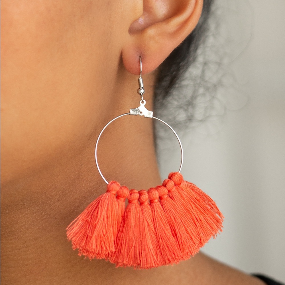 Paparazzi coral fringe earrings